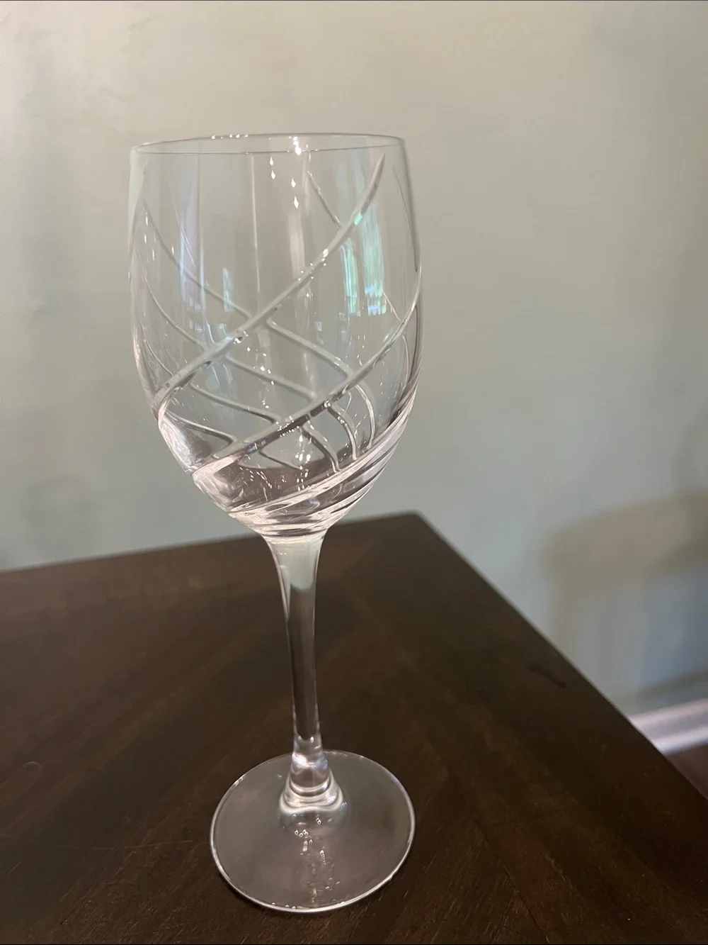 Mikasa Clear Etched Spiral Wine Glasses - Set of 5